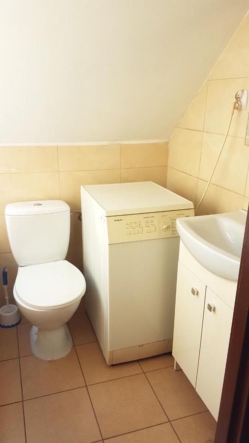 E&S_ Apartament Милич Экстерьер фото